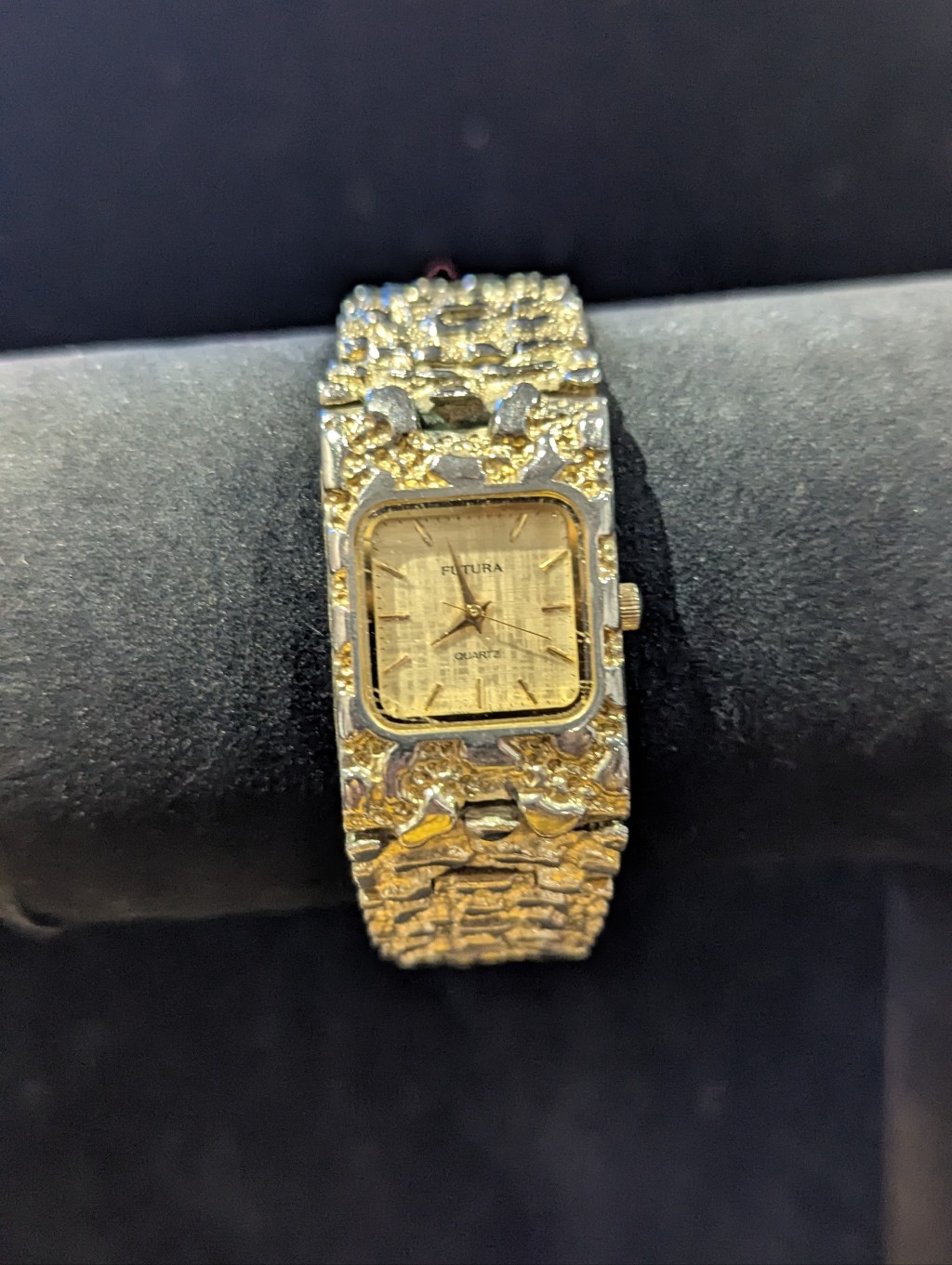 Gold Tone Womens Textured Bracelet Watch